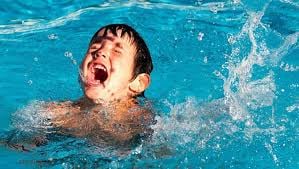 Học bơi có giúp giảm cân không? Giải đáp chi tiết cho người mới bắt đầu