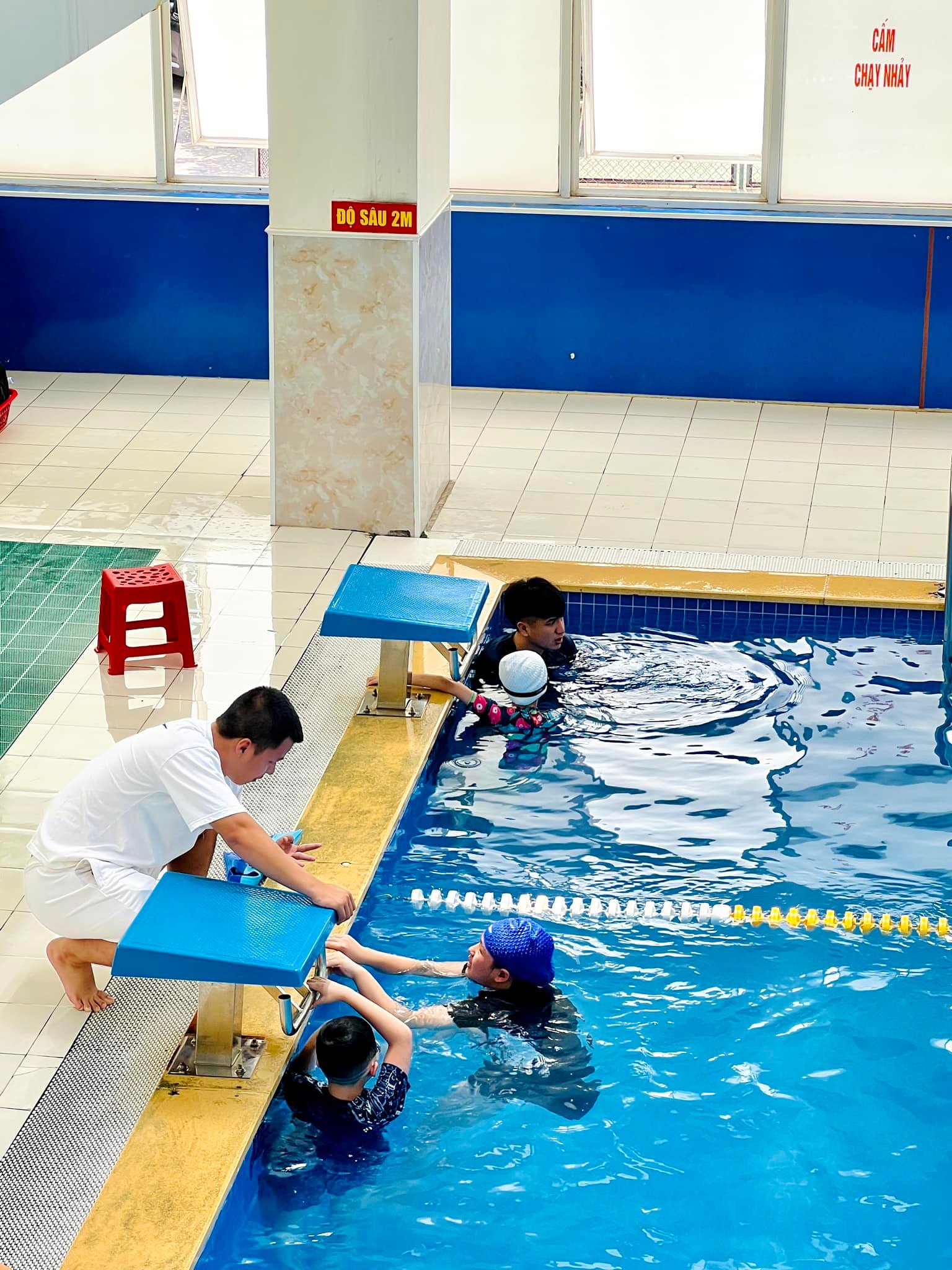 Học bơi cho trẻ em ở Trương Định – Đảm bảo an toàn