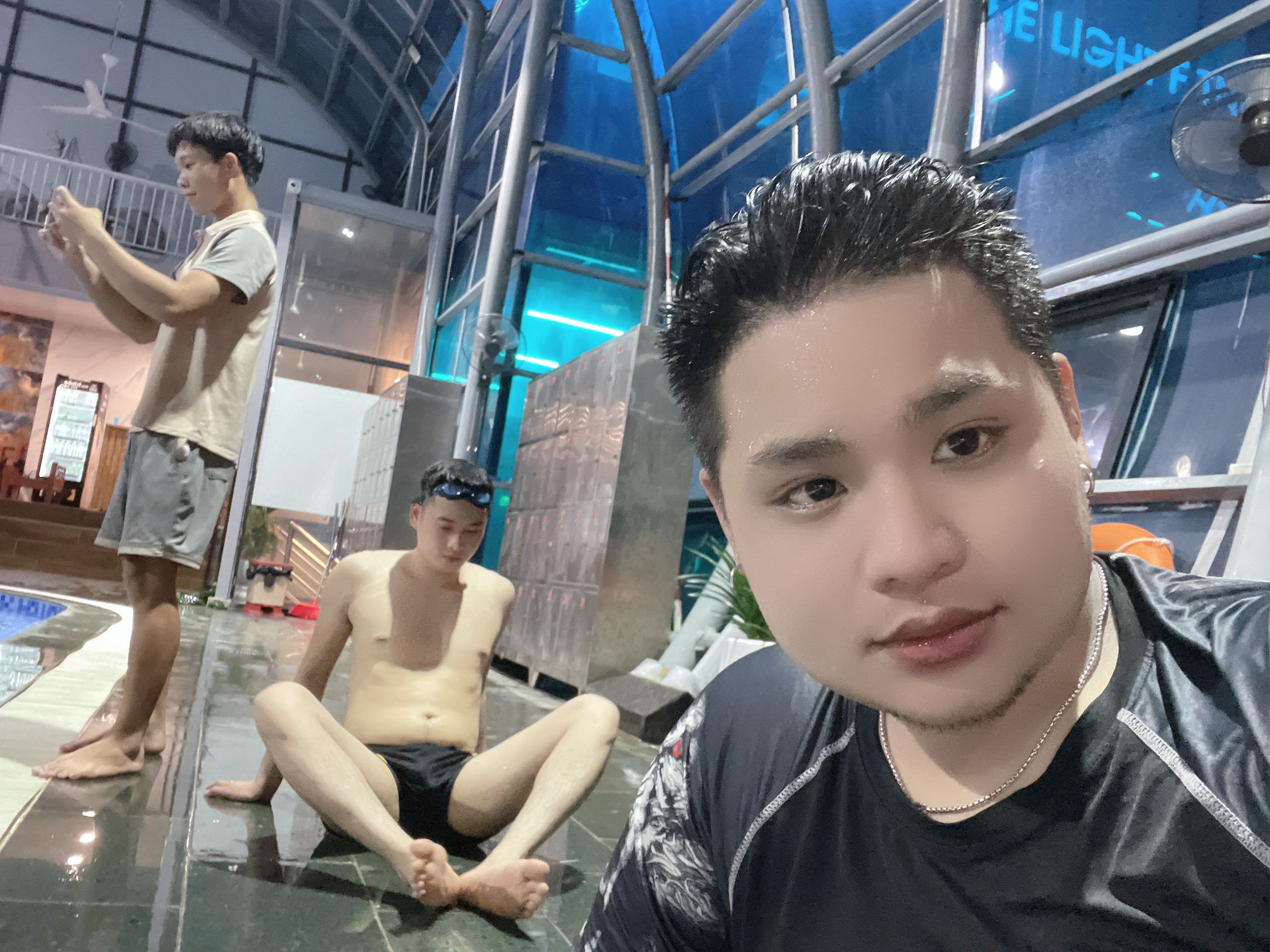 Cách dạy bơi cho trẻ sợ nước - Hướng dẫn chi tiết