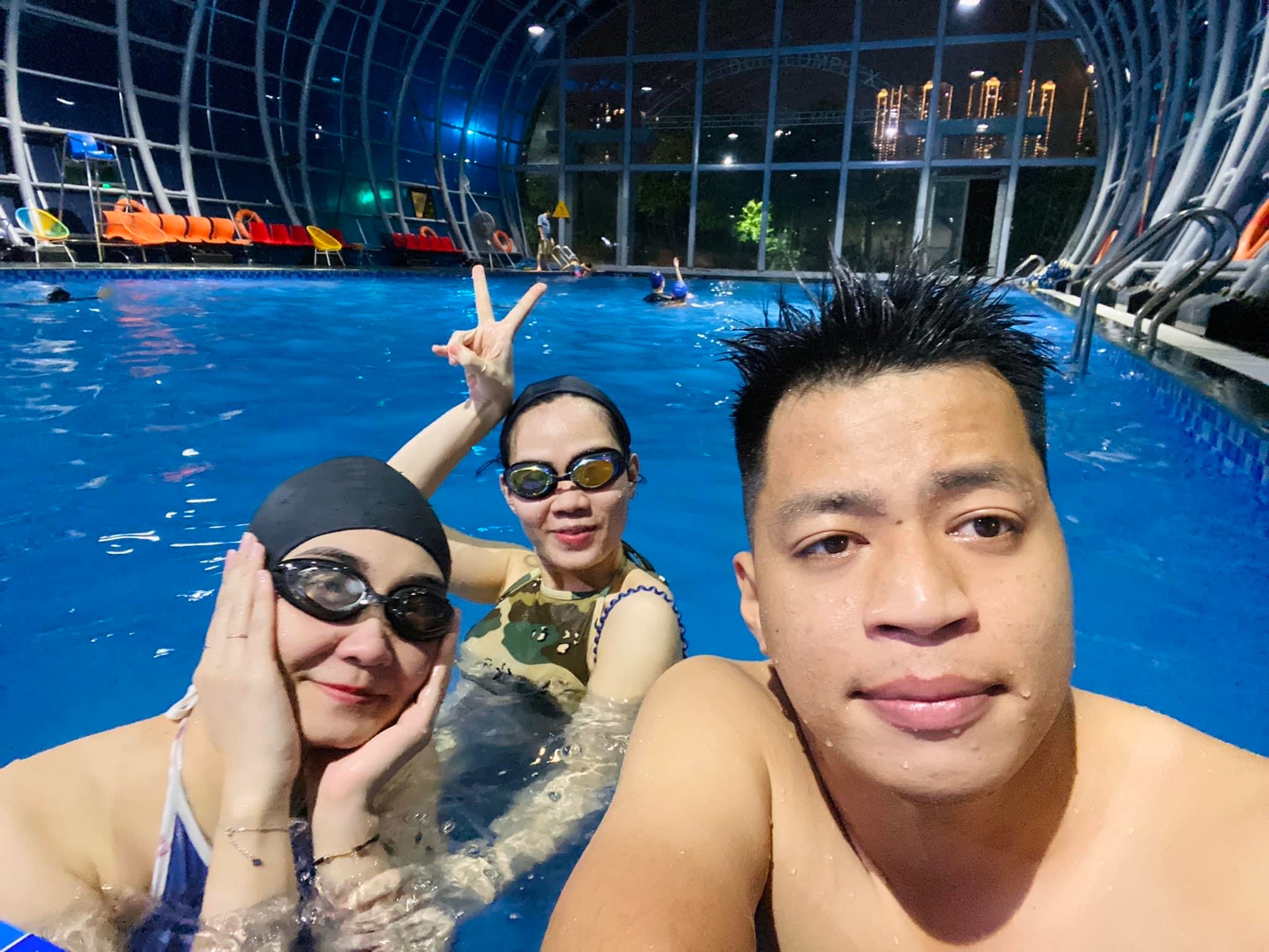 Dạy Bơi Trẻ Sơ Sinh: Hướng Dẫn Chi Tiết Cho Cha Mẹ