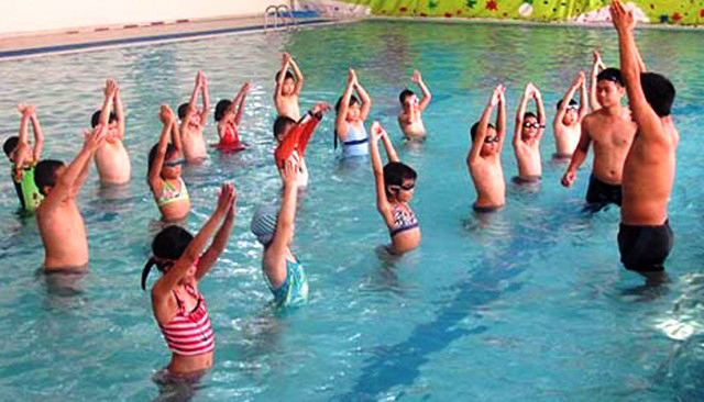 Hướng dẫn tập bơi cho trẻ em: Từ A đến Z